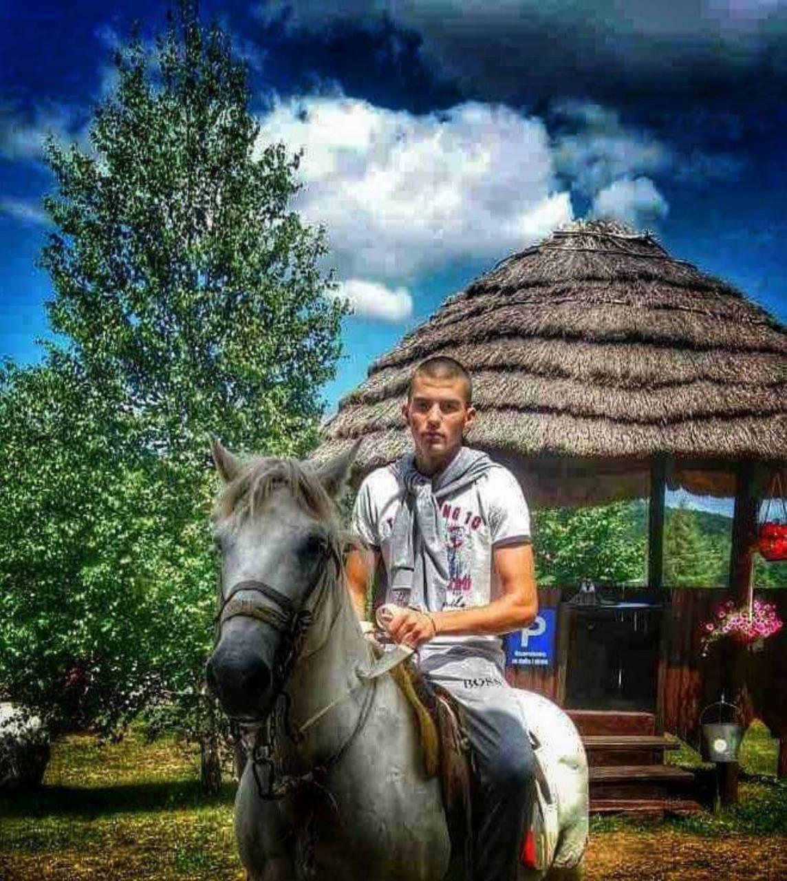 Hotel Etno Selo Montenegro Plužine Exteriér fotografie